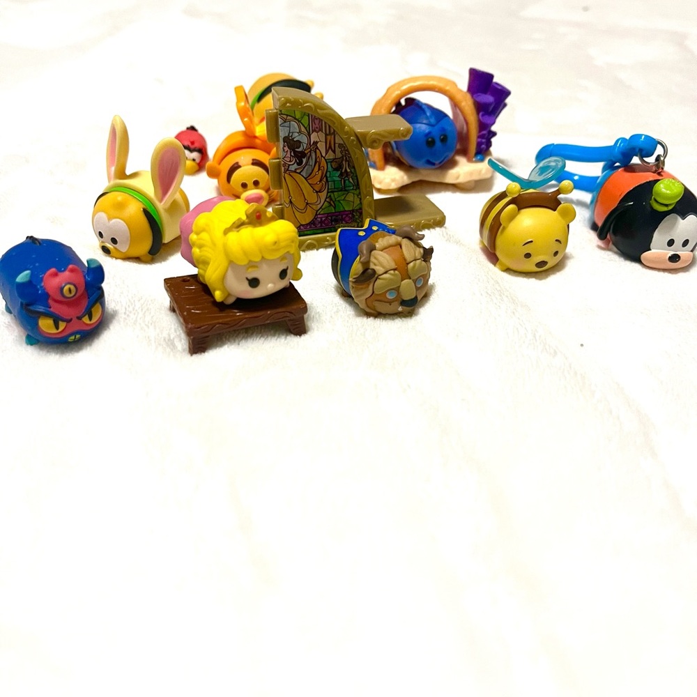 Disney Tsum Tsum Mini Figures lot - Multicolor